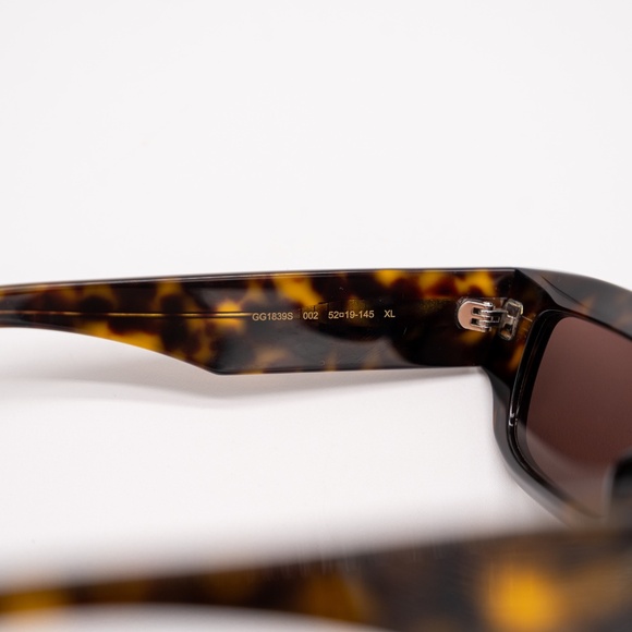 Gucci GG1839S Rectangular Frame Tortoise Acetate Sunglasses - Picture 7 of 9